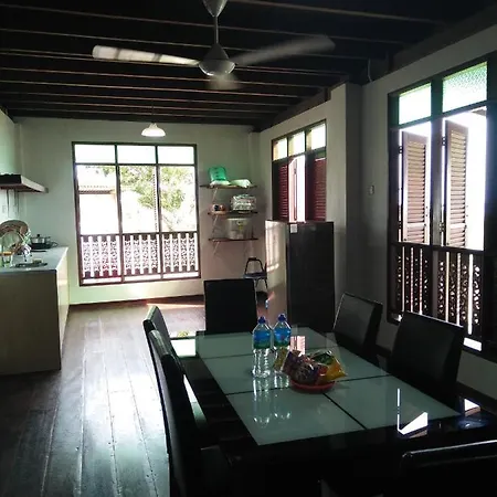 Thesanctuary@Telagapapan Villa Kampung Hulu Caluk Exterior photo